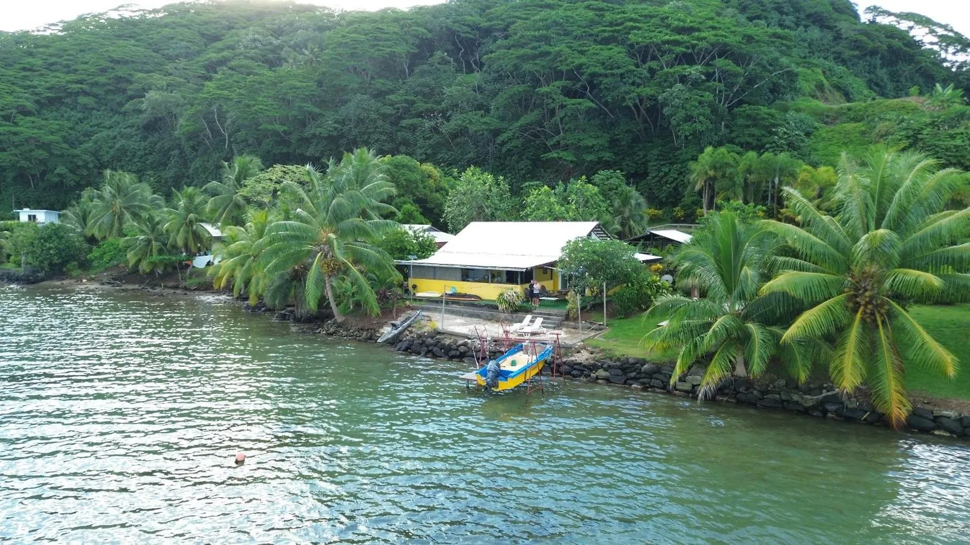 Séjour chez l'habitant Villa De La Baie Raiatea - Bord De Mer Uturoa